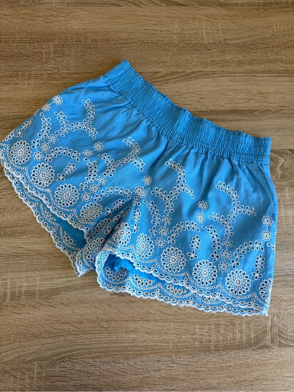 J Crew Blue/White Floral Eyelet Embroidered Pull-On Shorts Size Small